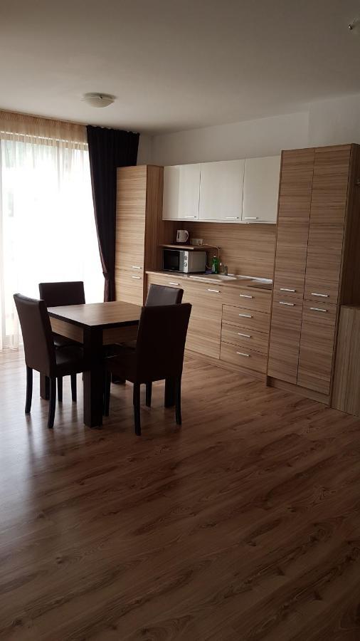 Millennium Apart Complex Aparthotel สวิติ วลัส ภายนอก รูปภาพ