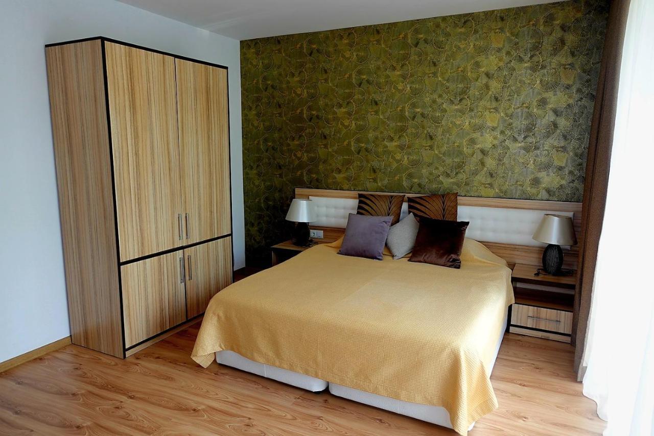 Millennium Apart Complex Aparthotel สวิติ วลัส ภายนอก รูปภาพ