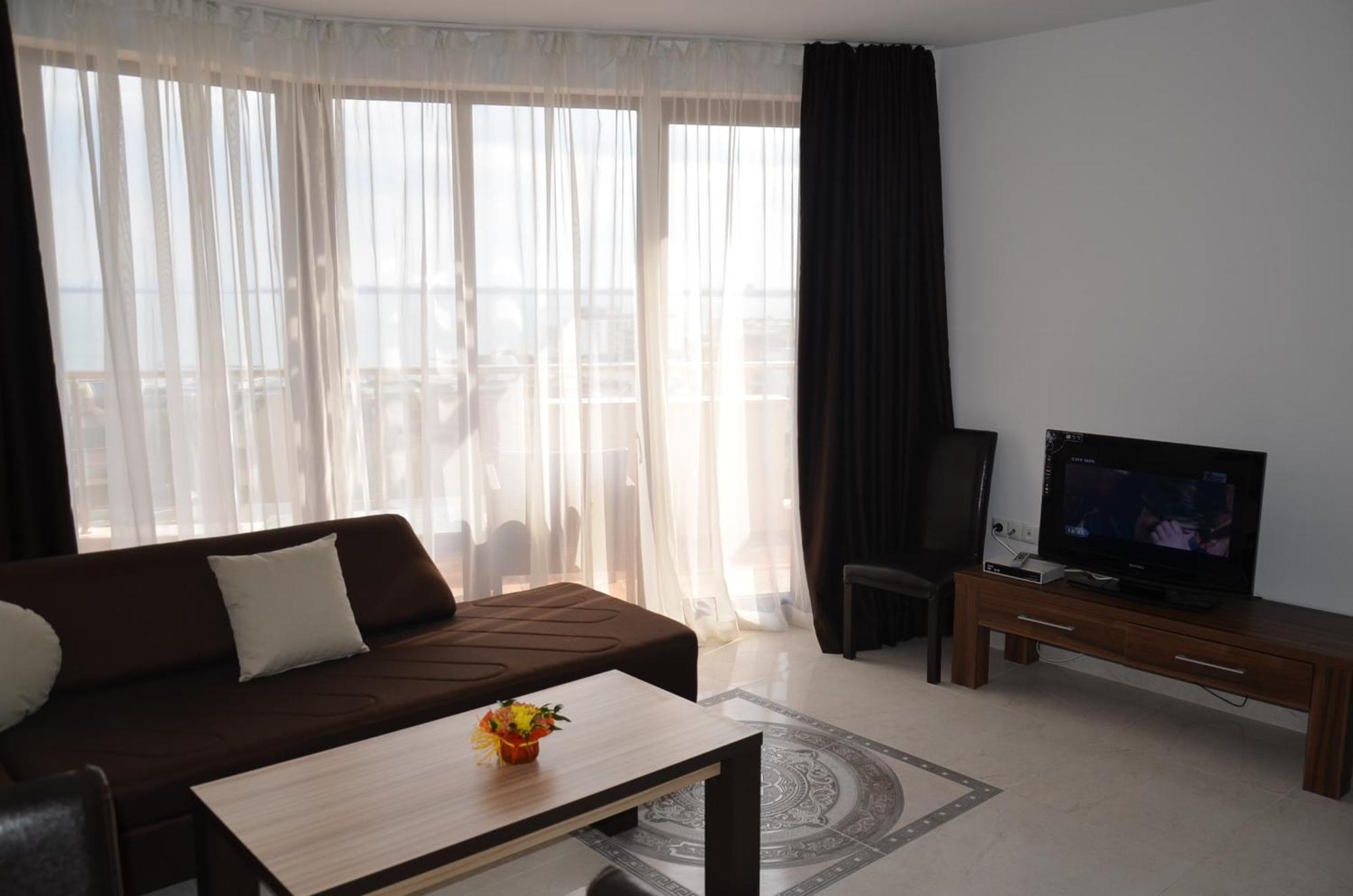 Millennium Apart Complex Aparthotel สวิติ วลัส ภายนอก รูปภาพ